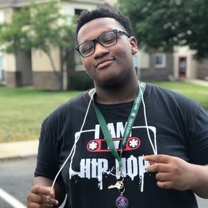 Meet your Posher, Cade